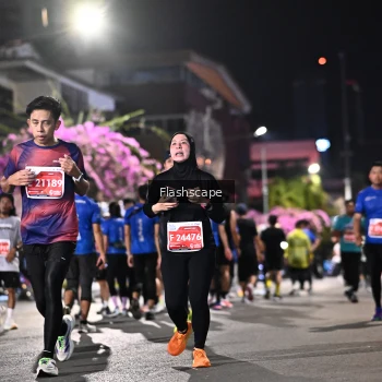 Runner Photo 1204945