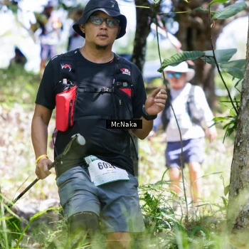 Runner Photo 12050