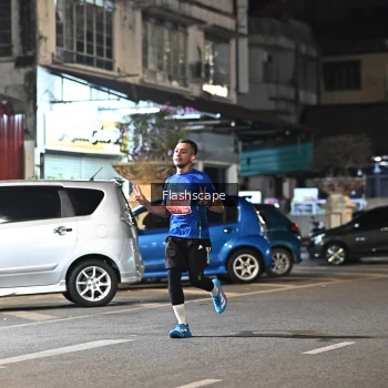 Runner Photo 1205009