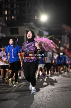 Runner Photo 1205076
