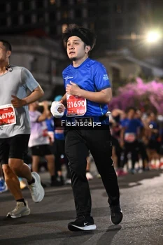 Runner Photo 1205109