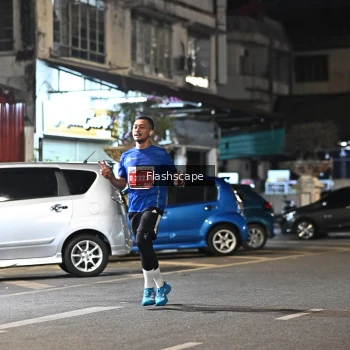 Runner Photo 1205213