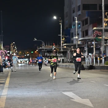 Runner Photo 1205643