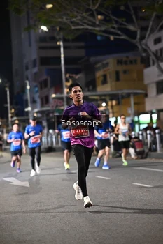 Runner Photo 1205839