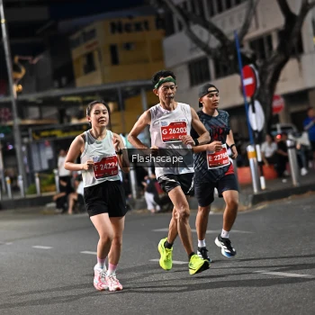 Runner Photo 1205946