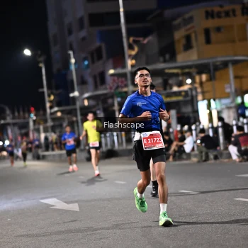 Runner Photo 1205990