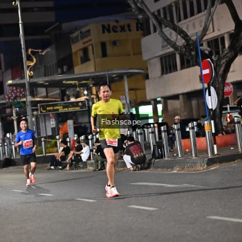 Runner Photo 1205996