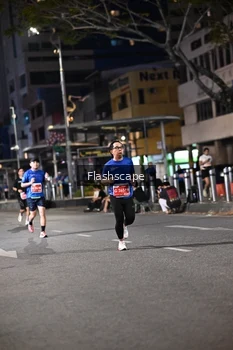 Runner Photo 1206061