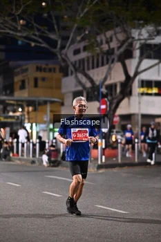Runner Photo 1206365