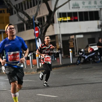 Runner Photo 1206383