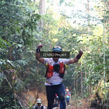 Runner Photo 1206550