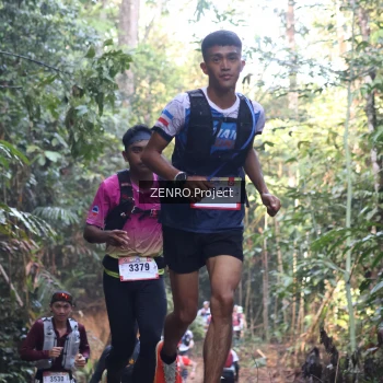 Runner Photo 1206678