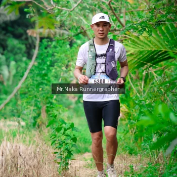 Runner Photo 1207003