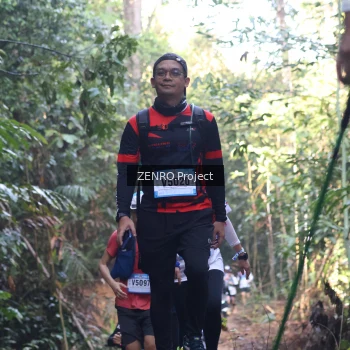 Runner Photo 1207222
