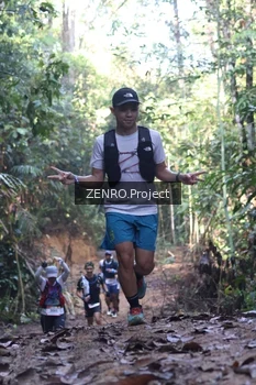 Runner Photo 1207993