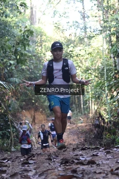Runner Photo 1207994