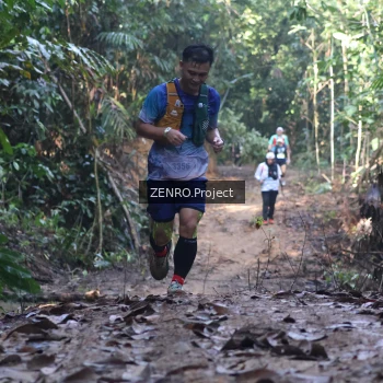 Runner Photo 1208449