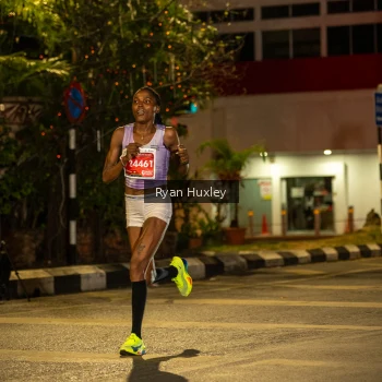 Runner Photo 1221604