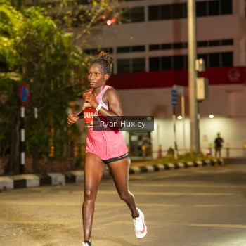 Runner Photo 1221609
