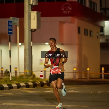 Runner Photo 1221618