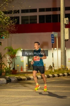 Runner Photo 1221660
