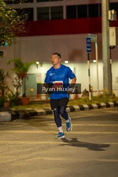 Runner Photo 1221828