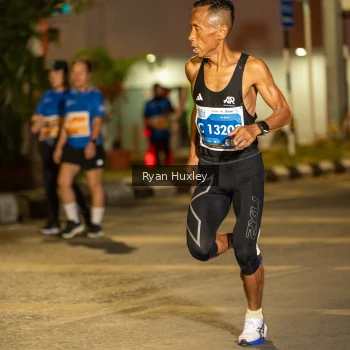 Runner Photo 1221987