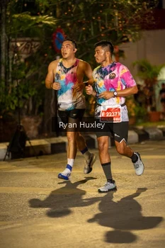 Runner Photo 1222144