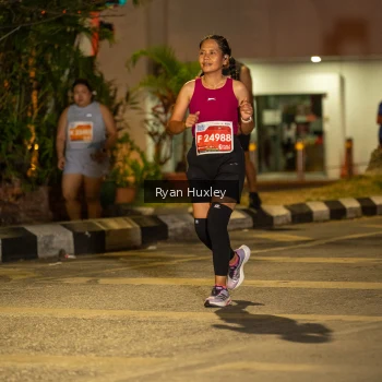 Runner Photo 1222338