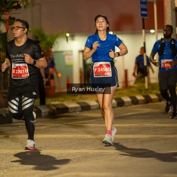 Runner Photo 1222513