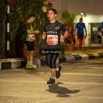 Runner Photo 1222533