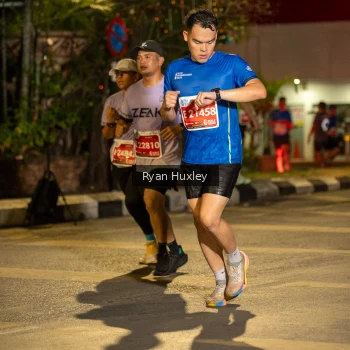 Runner Photo 1222564