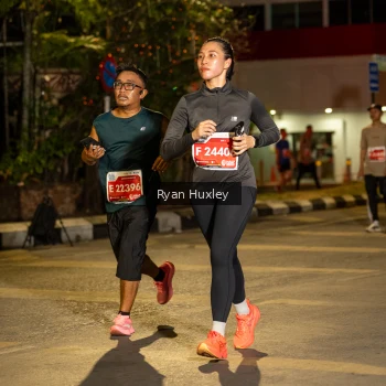 Runner Photo 1222843