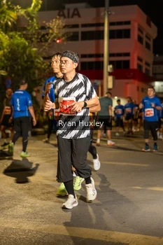 Runner Photo 1223104