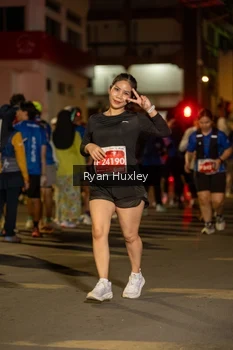 Runner Photo 1224443