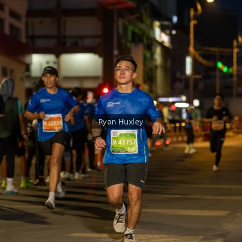 Runner Photo 1224707