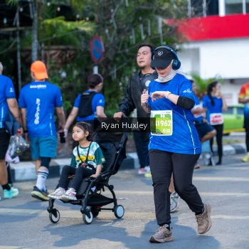 Runner Photo 1225183