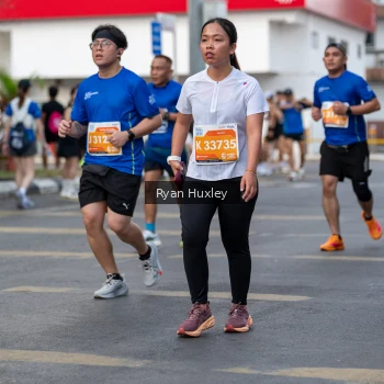 Runner Photo 1225454