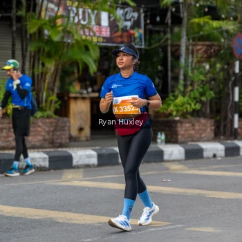 Runner Photo 1225543