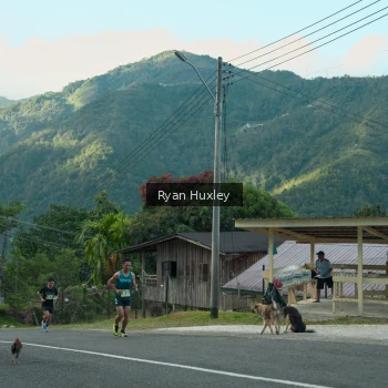 Runner Photo 1238661