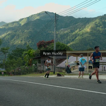 Runner Photo 1238705