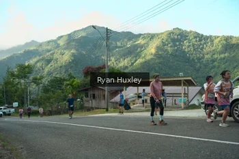 Runner Photo 1238960