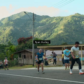 Runner Photo 1239010