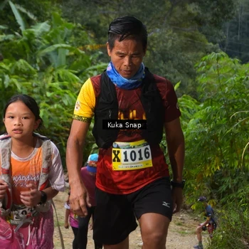 Runner Photo 1241166