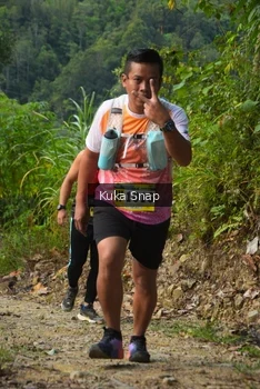 Runner Photo 1241590