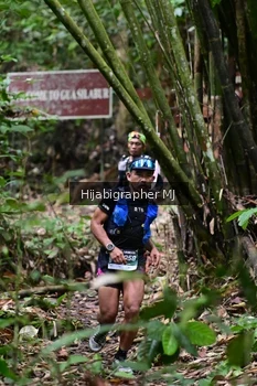 Runner Photo 1285836