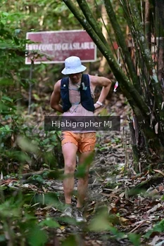 Runner Photo 1294874