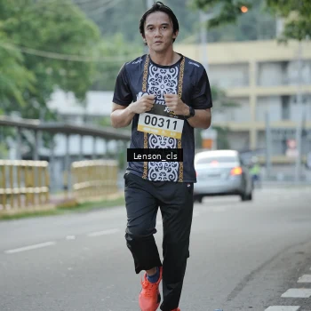 Runner Photo 1367126