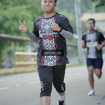 Runner Photo 1367128