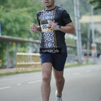 Runner Photo 1367130